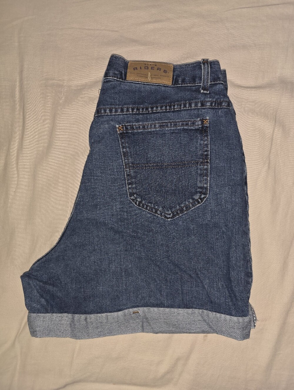 Vintage Lee Riders 1990s High Rise Medium Wash Blue Jean